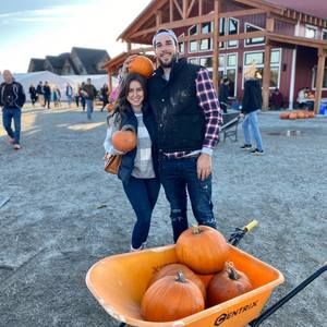 Meet your Posher, Max